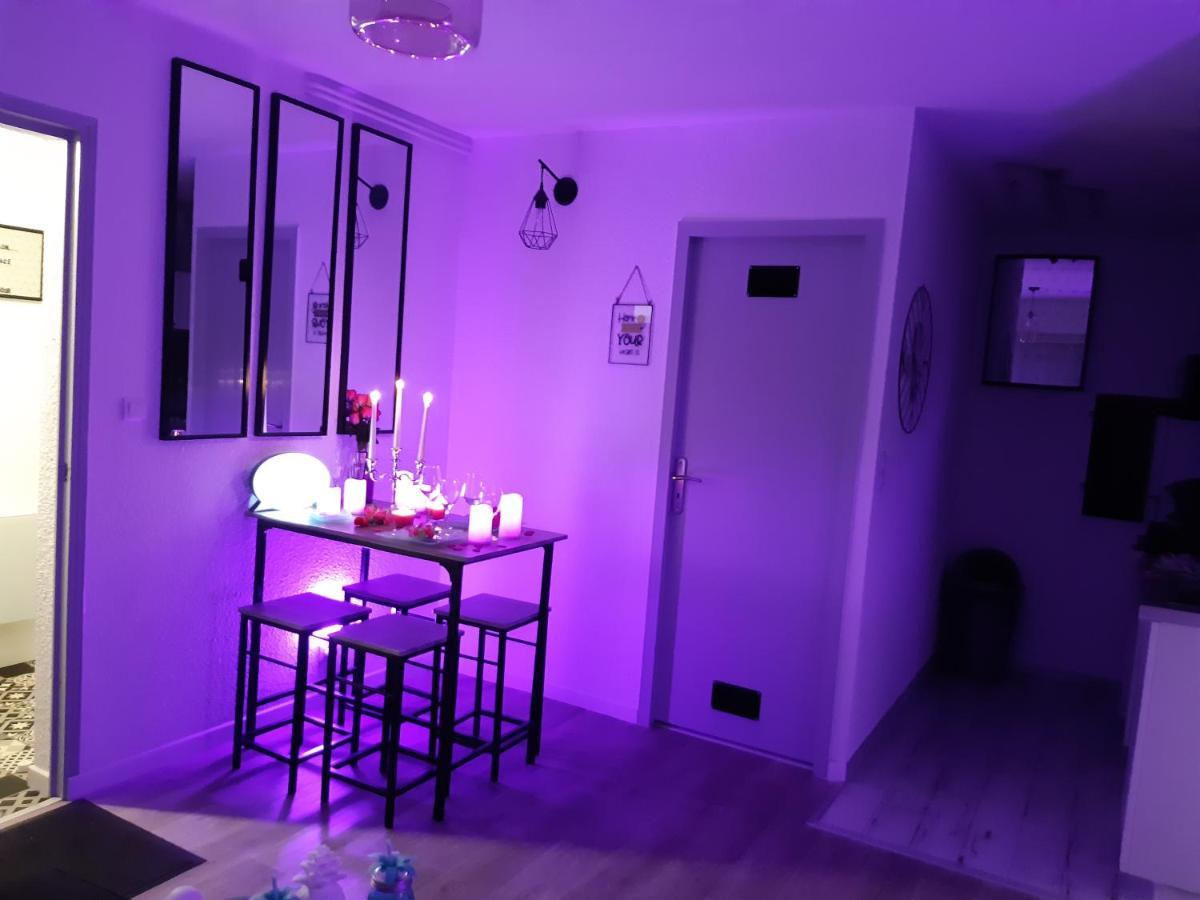 Luxe Sauna Privatif Et Grand Bain Jacuzzi A Deux A Biscarosse Plage Pour Nuit Romantique Avec Decoration Led Et Bougies Бискаррос Экстерьер фото